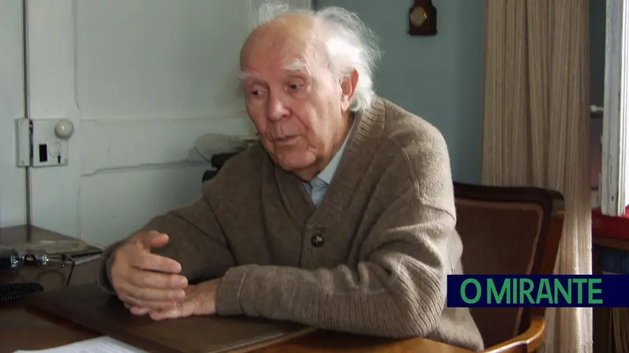 Arquimedes da Silva Santos, o último dos autores neo-realistas, morreu em Dezembro de 2019 aos 98 anos