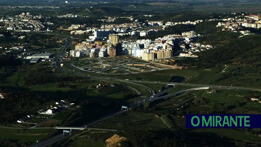 Projecto para construção de um novo aeroporto na região de Santarém foi iniciado há cerca de dois anos e meio e poderá ser tornado público nos próximos dois meses