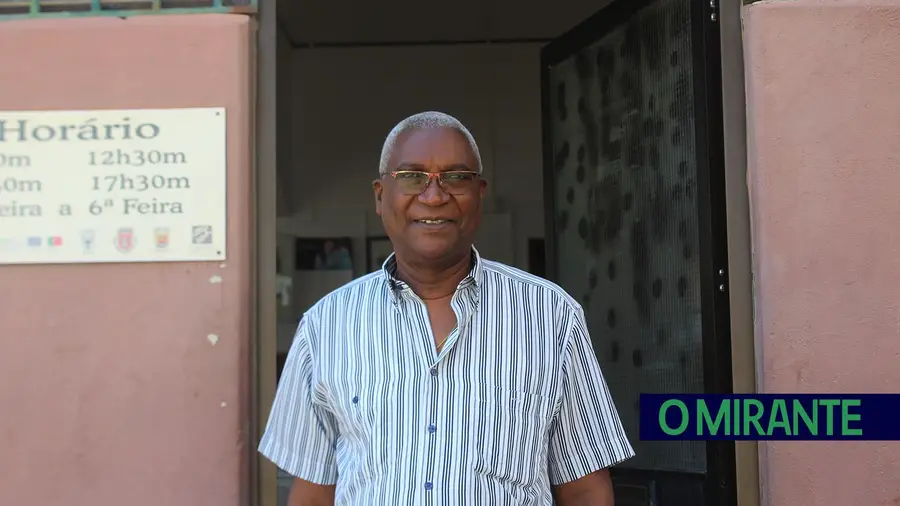 Dirigente Luís Fernandes diz-se desiludido com os casos de racismo que continuam a ser frequentes