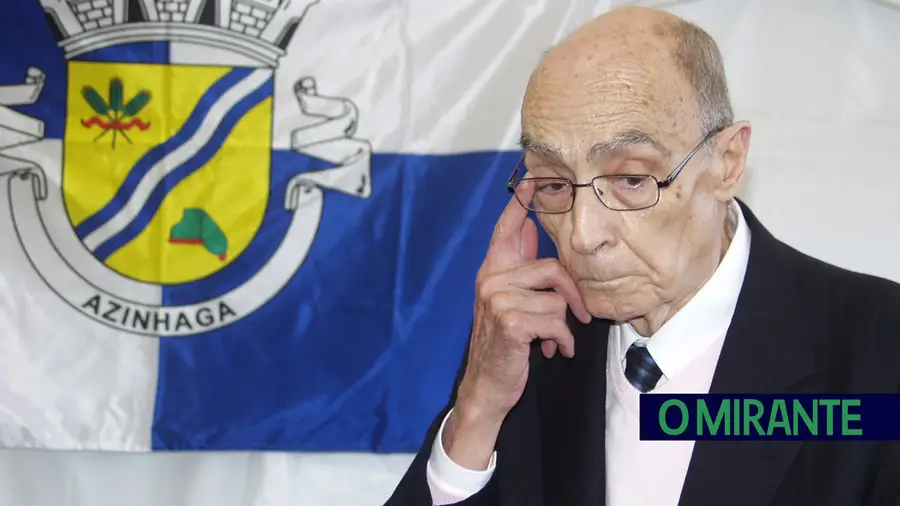 José Saramago: o “provinciano ingénuo da Azinhaga” a comover-se longe do país