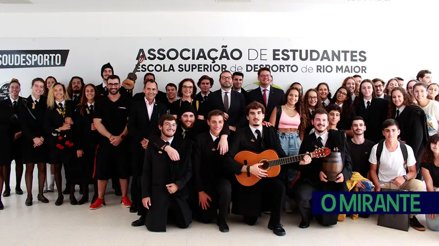 A ministra Elvira Fortunato acompanhou as actividades de integração dos novos estudantes da Escola Superior de Desporto de Rio Maior. FOTO – IPSantarém