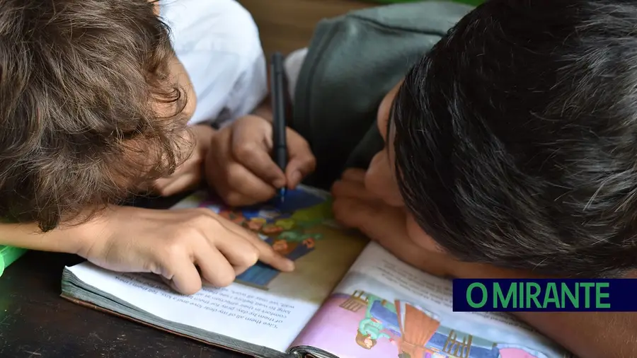 Um terço das crianças não tem água potável nas suas escolas