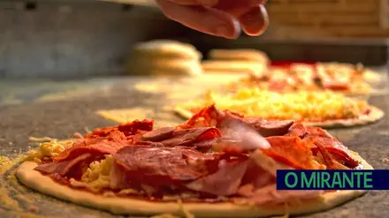 A pizzaria Mundo das Pizzas apresenta um menu vasto que inclui opções vegetarianas e veganas. fotoDR