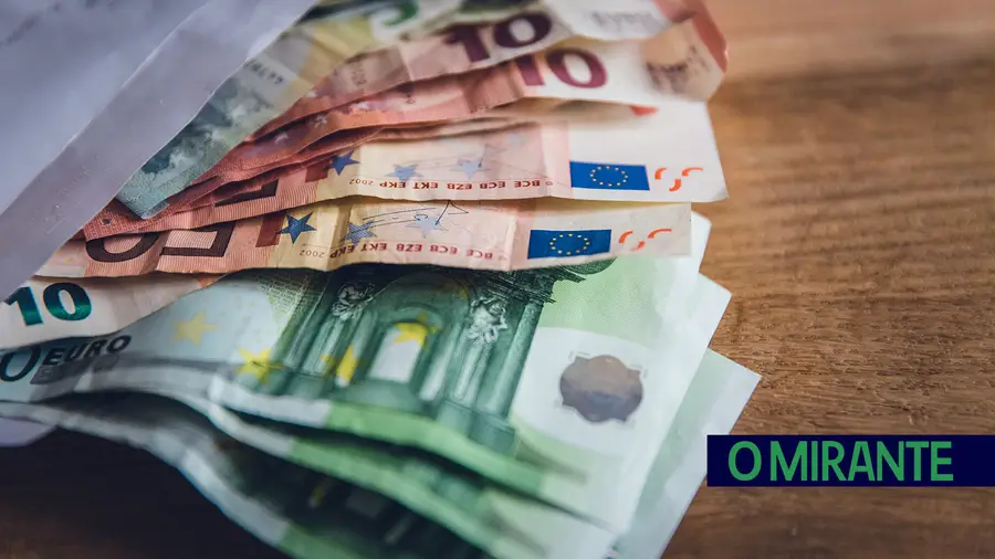Mais de dezasseis mil notas de euro falsas apreendias em Portugal no ano passado