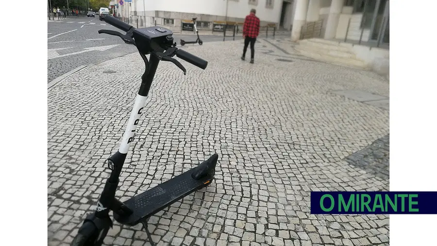 Empresa retira trotinetas das ruas de Santarém, Almeirim e Cartaxo