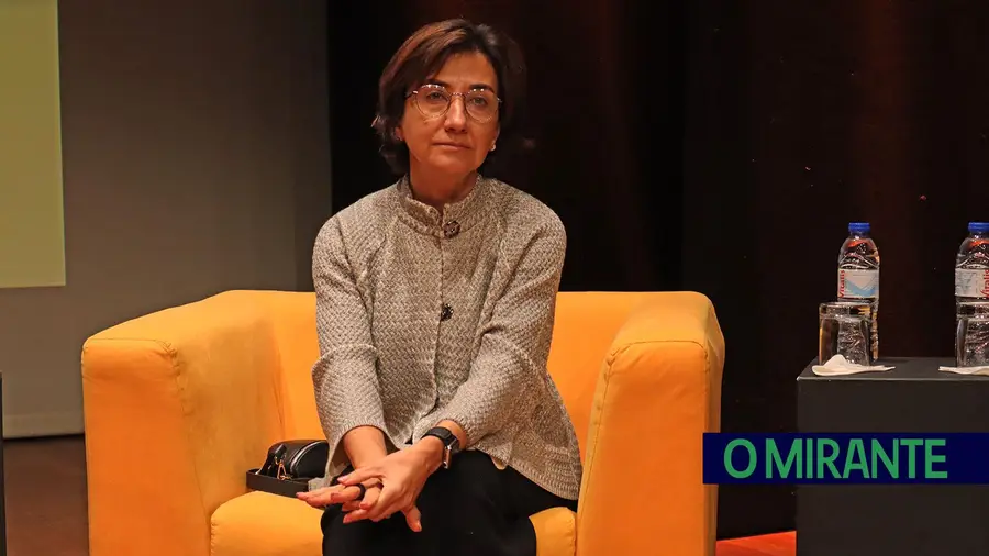 Ministra garante que há dinheiro para o Centro de Excelência para a Agricultura Ministra garante que há dinheiro para o Centro de Excelência para a Agricultura
