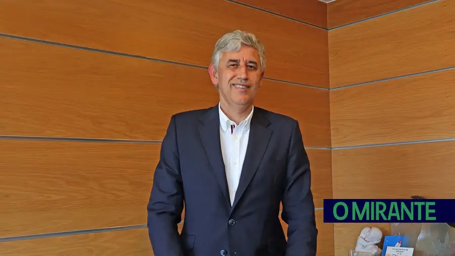 “Sou um optimista e nas funções que exerço não posso deixar margem para lamentações” “Sou um optimista e nas funções que exerço não posso deixar margem para lamentações”