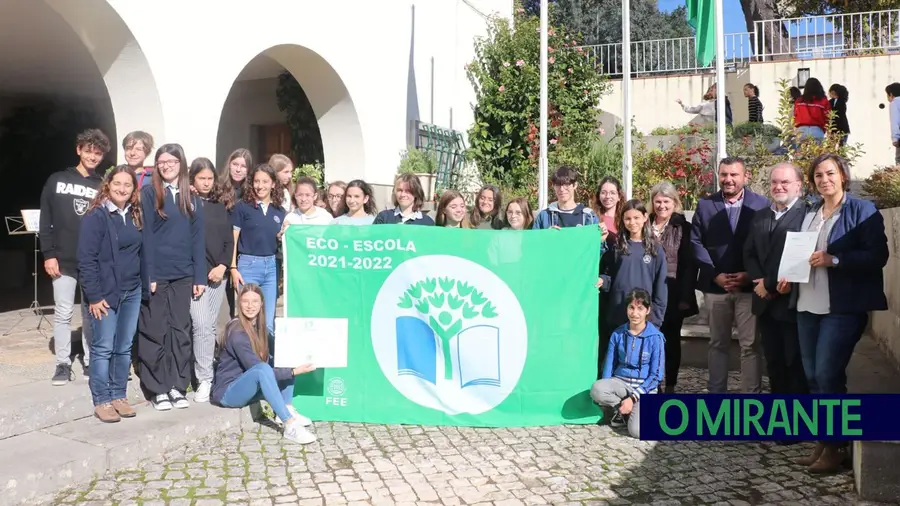 Instituições de Ourém recebem bandeiras Eco Escolas Instituições de Ourém recebem bandeiras Eco Escolas