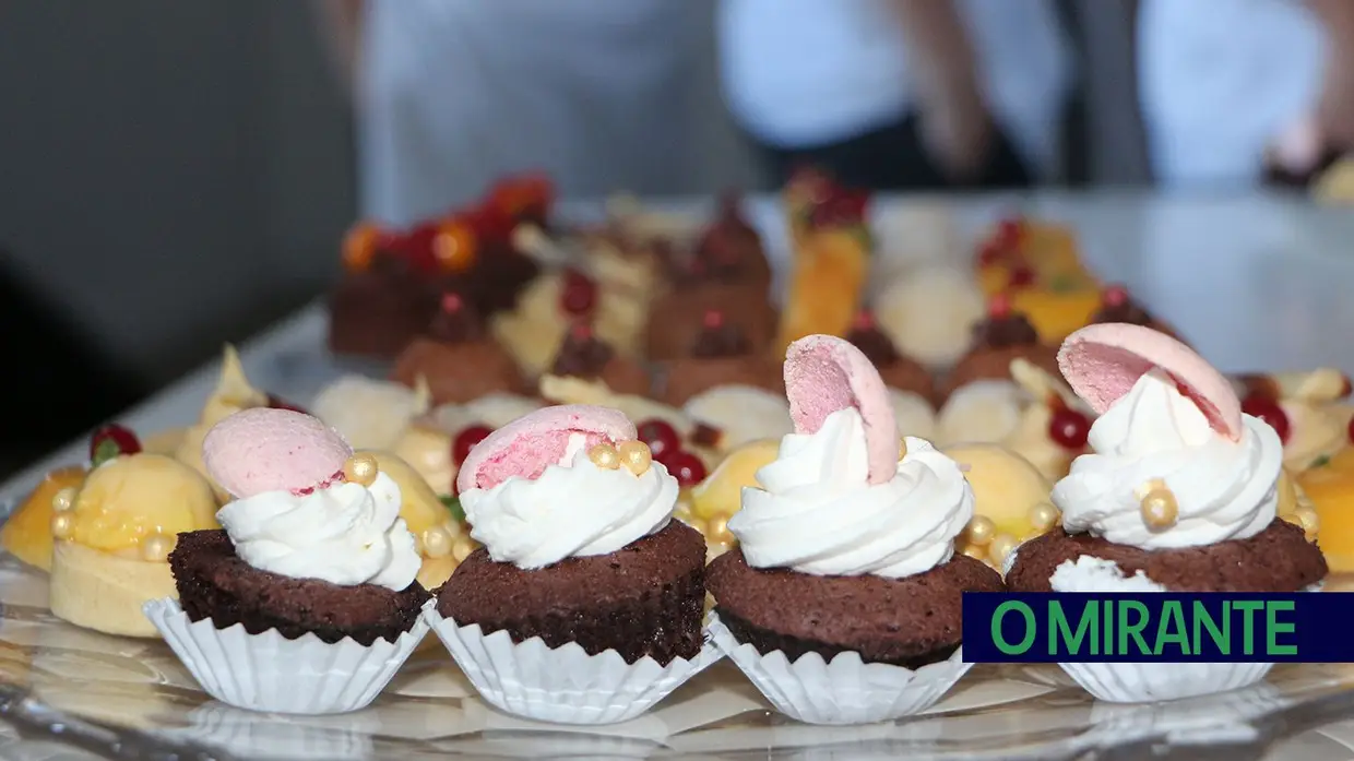 Alunos da Escola do Vale do Tejo deram outro sabor ao Galardão Empresa do Ano