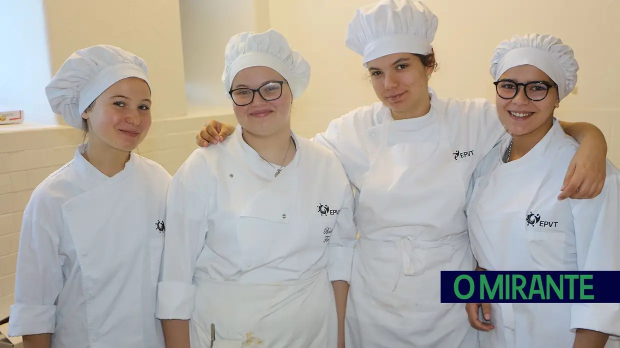 Alunos da Escola do Vale do Tejo deram outro sabor ao Galardão Empresa do Ano