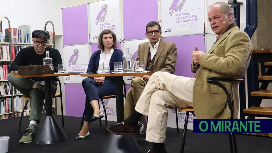 Cortiça, azeite e porco são parte importante da identidade do concelho de Abrantes Cortiça, azeite e porco são parte importante da identidade do concelho de Abrantes