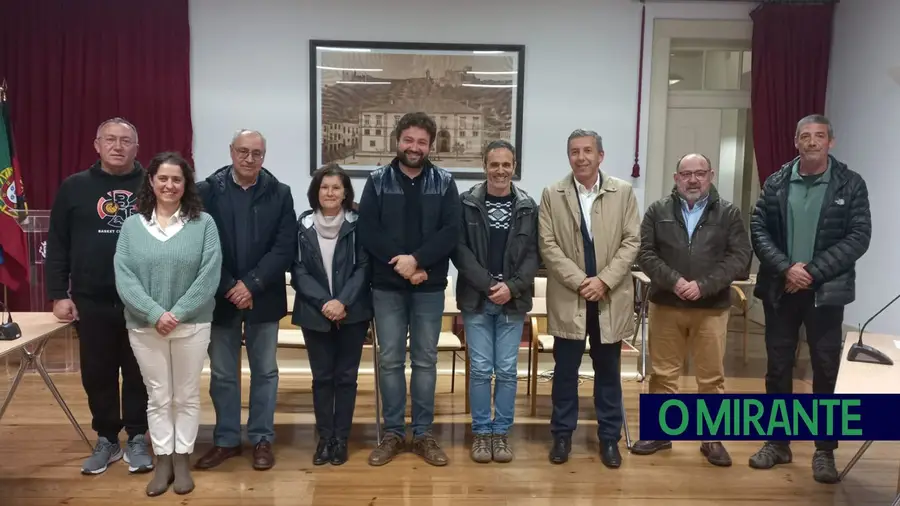 Escolas e associações de Tomar assinam protocolos com autarquia