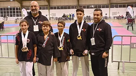 Jovens da Póvoa de Santa Iria com cinco medalhas na Taça de Portugal de Kempo