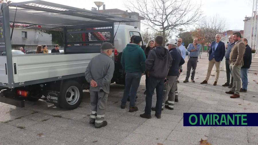 Ourém com viatura especializada para recolha de monos Ourém com viatura especializada para recolha de monos