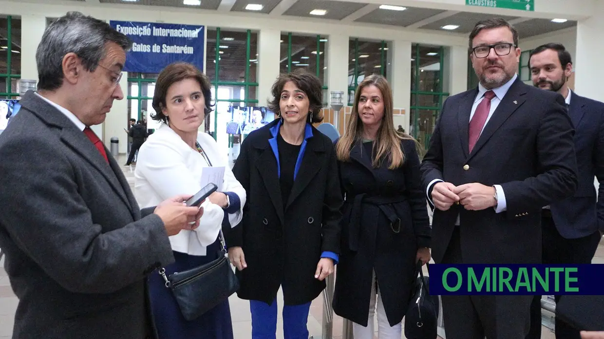 Diplomas Qualifica entregues a 40 adultos em Santarém