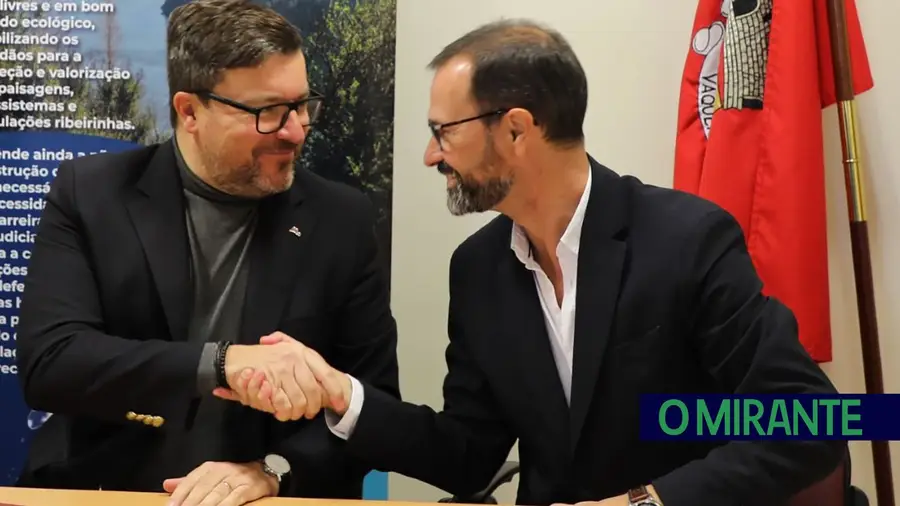 Remoção de açude obsoleto no Alviela é projecto pioneiro em Portugal Remoção de açude obsoleto no Alviela é projecto pioneiro em Portugal