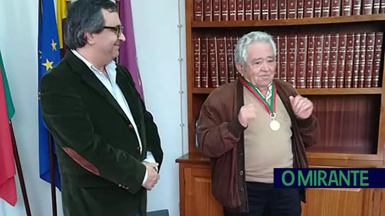 Pessoas e instituições homenageadas pela Junta da Chamusca e Pinheiro Grande
