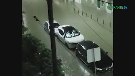 Chuva forte inundou rua da estação em Alverca