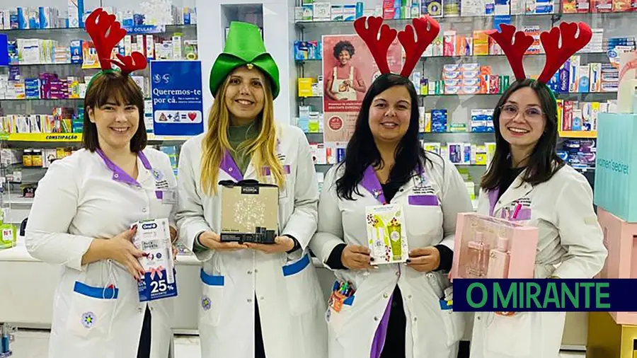 Prendas de Natal originais nas farmácias ‘Central’, de Alhandra, e ‘Higiénica’, da Póvoa de Santa Iria Prendas de Natal originais nas farmácias ‘Central’, de Alhandra, e ‘Higiénica’, da Póvoa de Santa Iria