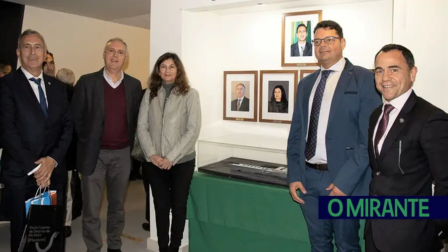 Escola de Desporto de Rio Maior há 25 anos ao serviço do ensino Escola de Desporto de Rio Maior há 25 anos ao serviço do ensino