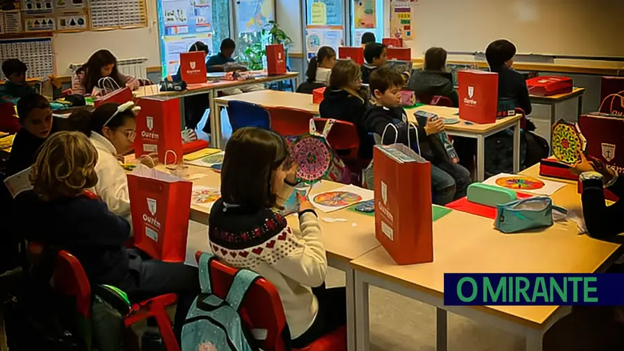 Três mil prendas para crianças do concelho de Ourém Três mil prendas para crianças do concelho de Ourém