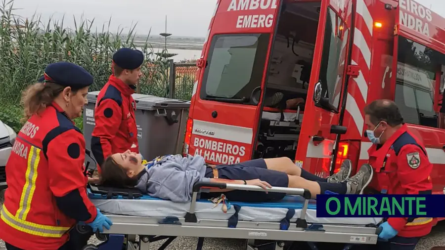 Simulacro de incêndio nos escuteiros de Alhandra Simulacro de incêndio nos escuteiros de Alhandra