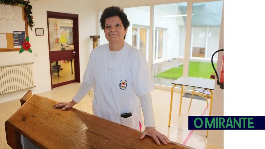 Rosália Nicolau: afecto dos funcionários e visitas da família fazem toda a diferença num lar Rosália Nicolau: afecto dos funcionários e visitas da família fazem toda a diferença num lar