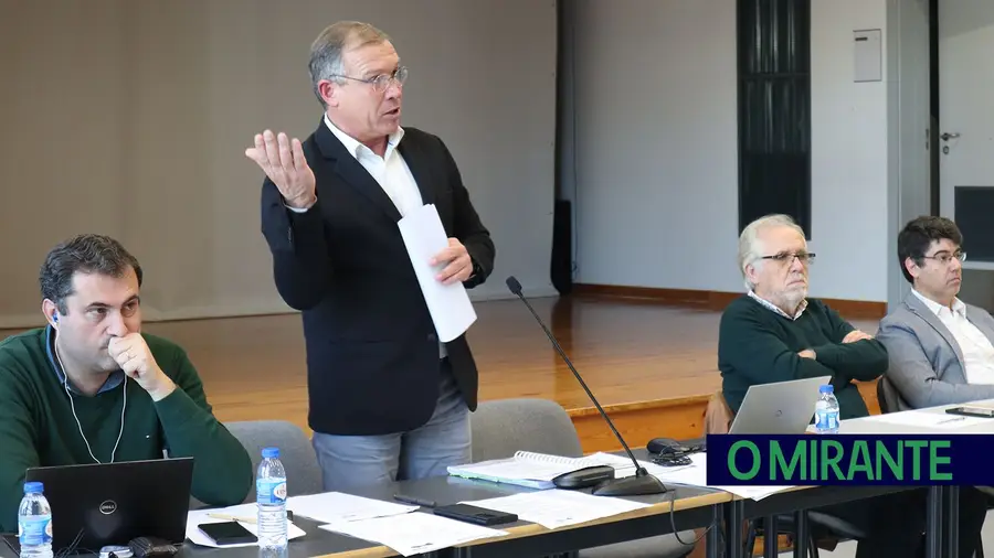 Factura da água em Abrantes vai custar em média mais cinco euros por mês Factura da água em Abrantes vai custar em média mais cinco euros por mês