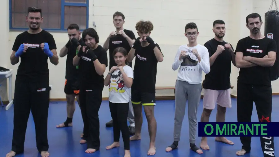 Acidente grave levou-o a dedicar-se ao Kickboxing onde ensina a não lutar