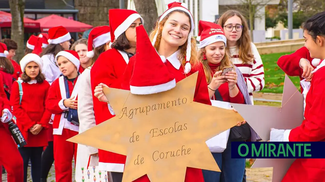 Desfile de Natal em Coruche com mais de 500 participantes