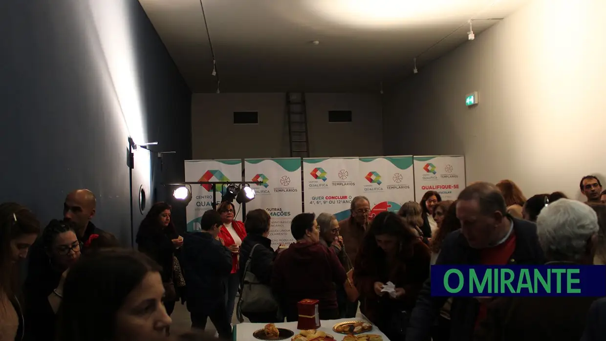 Entrega de diplomas a adultos do Agrupamento de Escolas Templários
