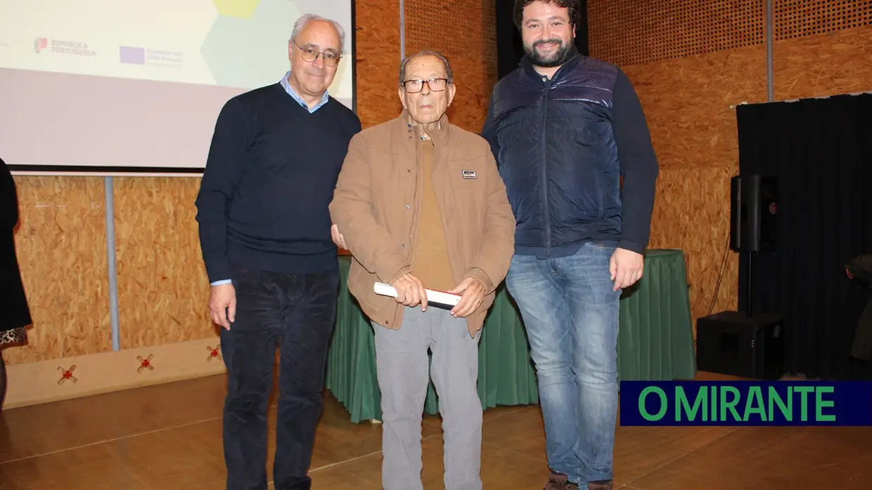 Entrega de diplomas a adultos do Agrupamento de Escolas Templários