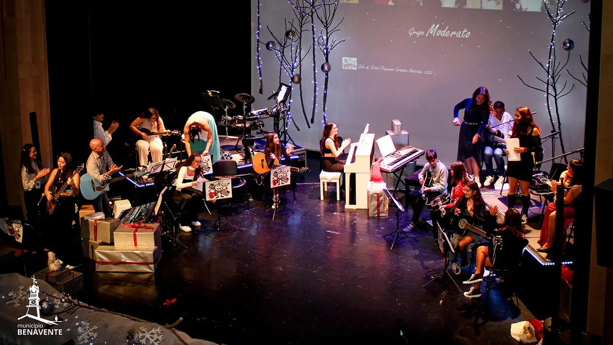 Gala Pequenos Grandes Artistas encantou Benavente