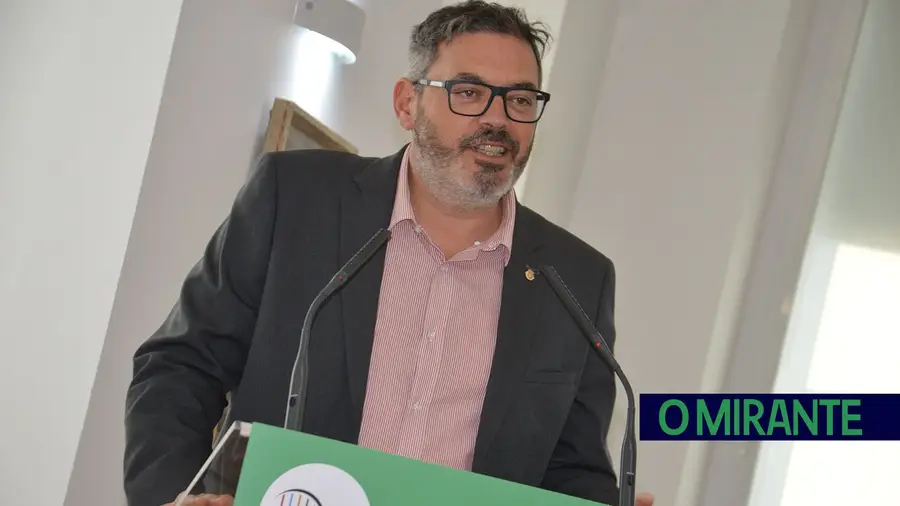 Vila Franca de Xira volta a recusar contentores da Bobadela Vila Franca de Xira volta a recusar contentores da Bobadela