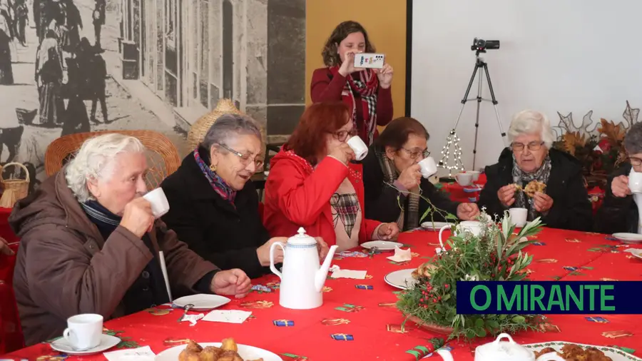 “Chá com Histórias de Natal” no Museu Municipal de Ourém