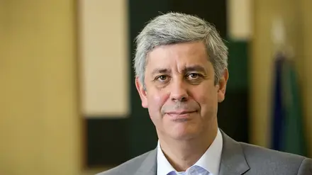 Depois do BES…a Caixa, o SMS de Domingues e a aldrabice de Centeno* Depois do BES…a Caixa, o SMS de Domingues e a aldrabice de Centeno*