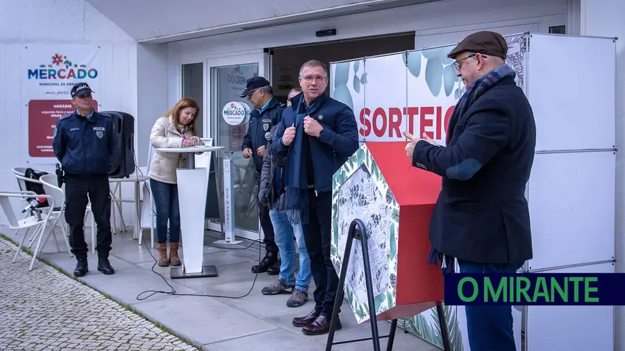 Natal em Abrantes com mais de 280 mil euros de investimento no comércio local Natal em Abrantes com mais de 280 mil euros de investimento no comércio local