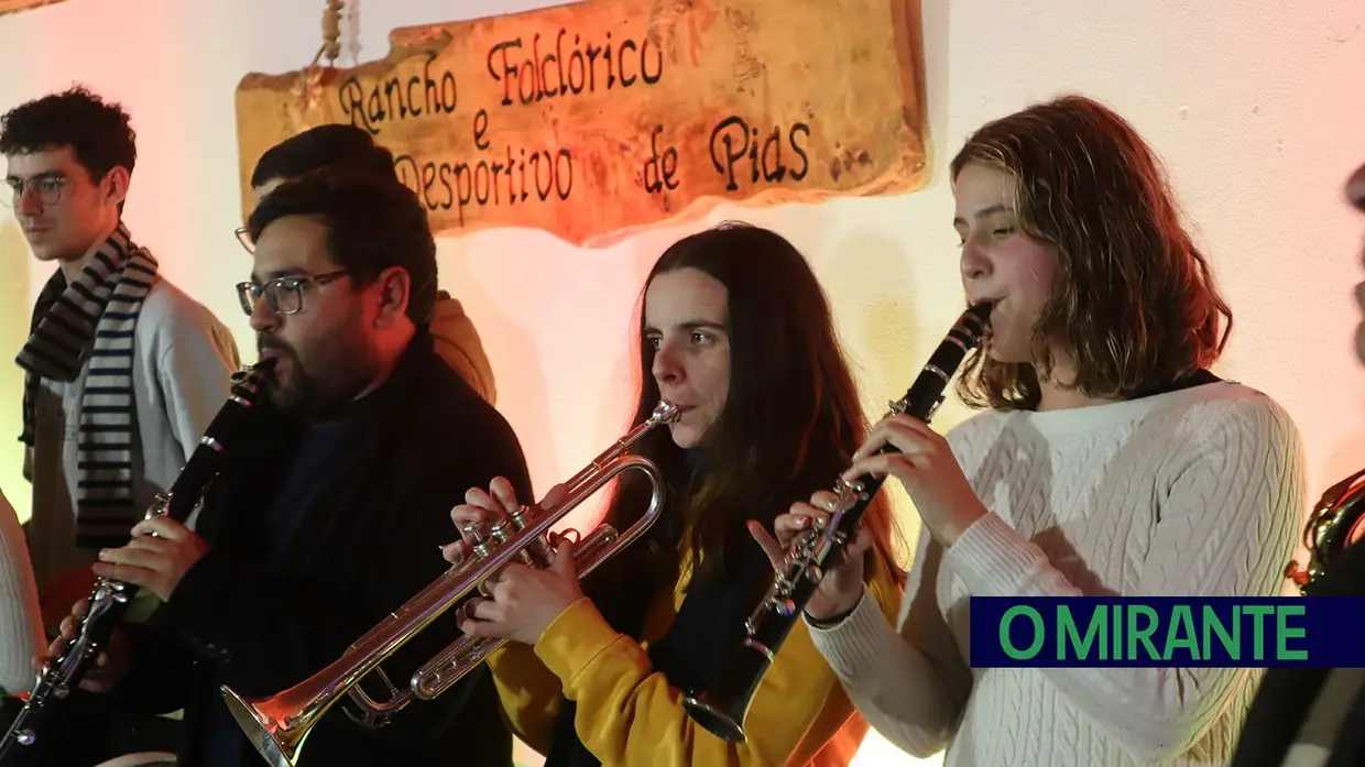 Ferreira do Zêzere cantou os Reis na sede do Grupo de Pias