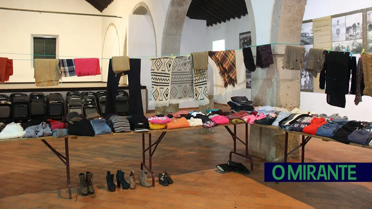 Associação abriu portas para doar roupa em Salvaterra e Muge