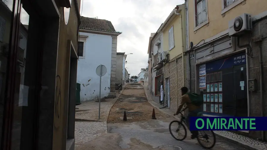 Terminam este mês obras incómodas no centro de Alverca Terminam este mês obras incómodas no centro de Alverca
