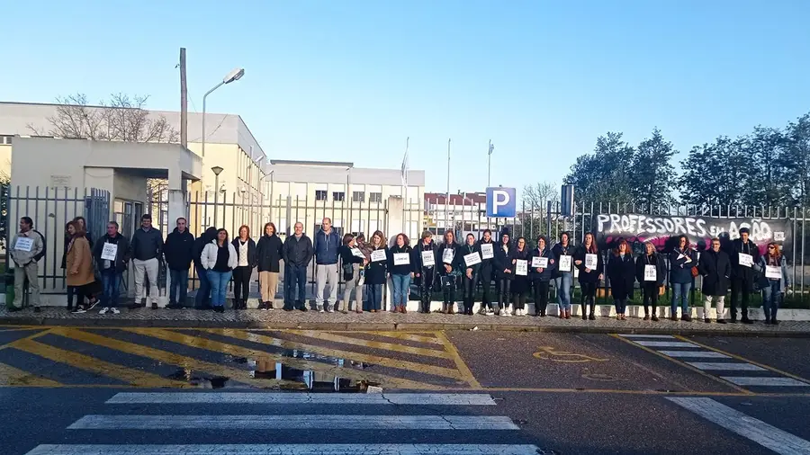 Profissionais não docentes e técnicos de Samora Correia em greve Profissionais não docentes e técnicos de Samora Correia em greve