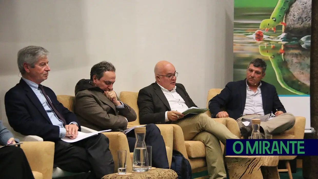 Coruche recebeu debate nacional com especialistas no sector da água e saneamento
