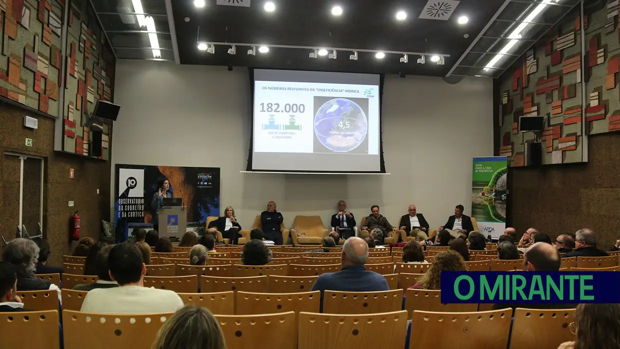 Coruche recebeu debate nacional com especialistas no sector da água e saneamento