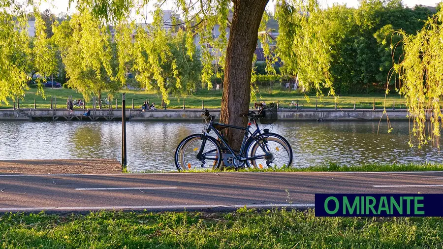 Rede de ciclovias para ligar freguesias de Azambuja é recomendação aprovada pela assembleia municipal Rede de ciclovias para ligar freguesias de Azambuja é recomendação aprovada pela assembleia municipal