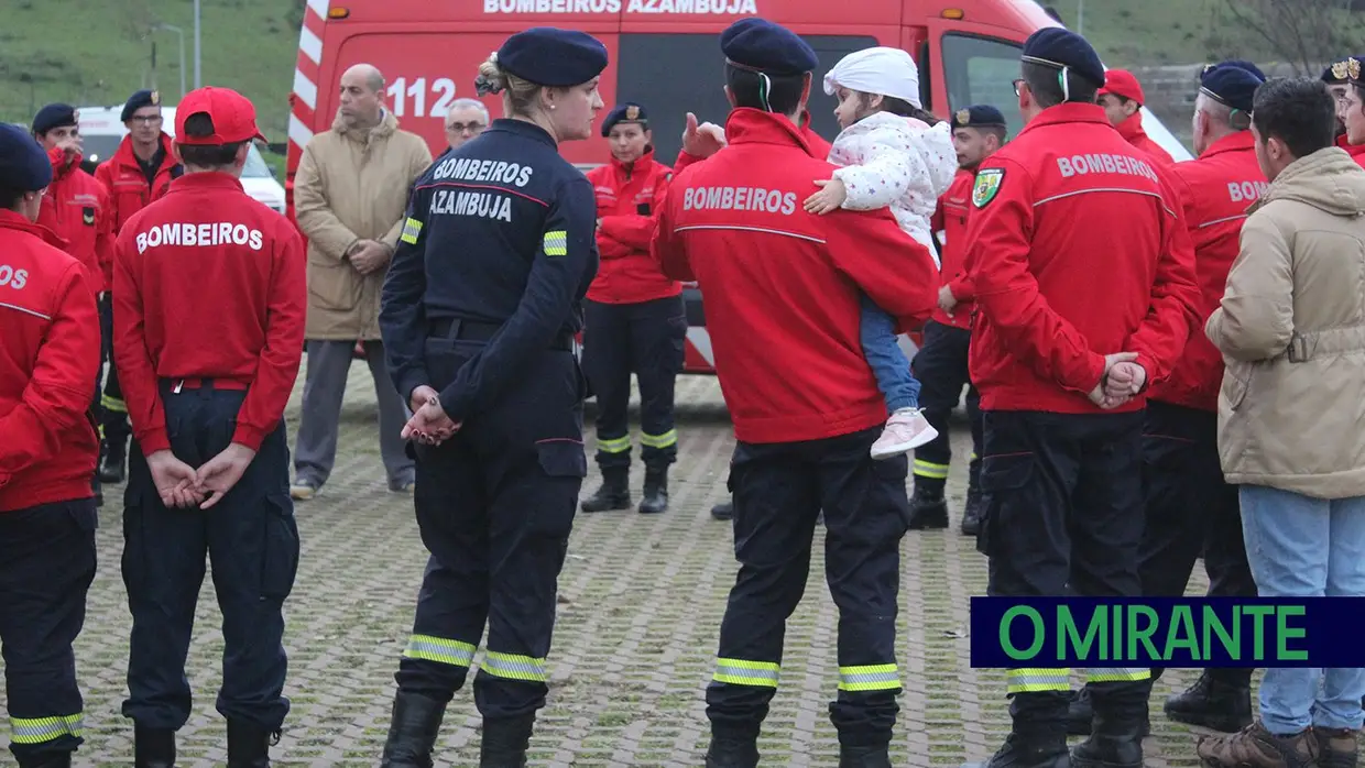 Azambujenses aprendem primeiros socorros em dia de aniversário dos bombeiros