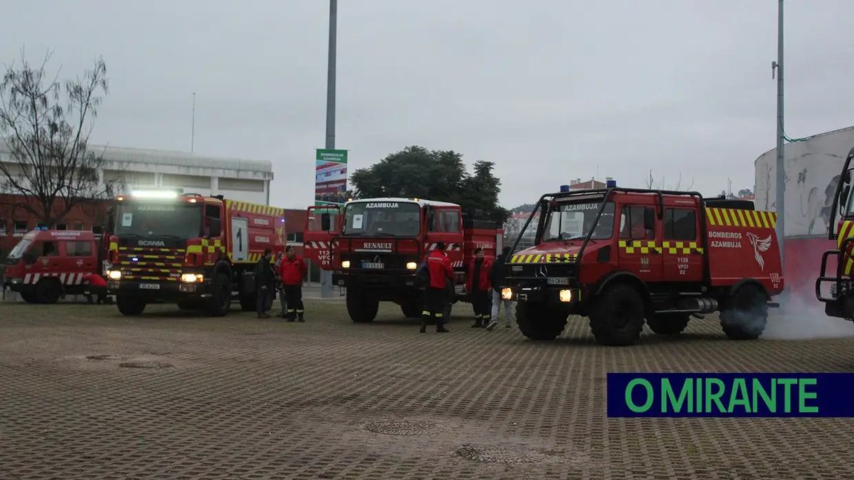 Azambujenses aprendem primeiros socorros em dia de aniversário dos bombeiros