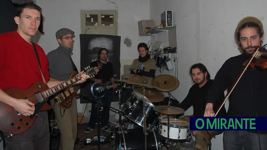 Banda Ashes comemora 25 anos com concerto em Tomar Banda Ashes comemora 25 anos com concerto em Tomar