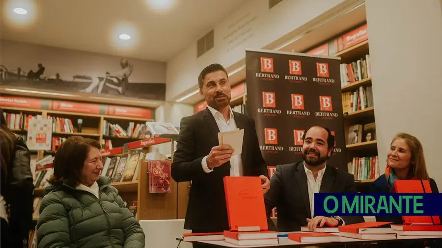Professor em Santarém lança “Agenda/Diário do Jovem Vencedor” Professor em Santarém lança “Agenda/Diário do Jovem Vencedor”