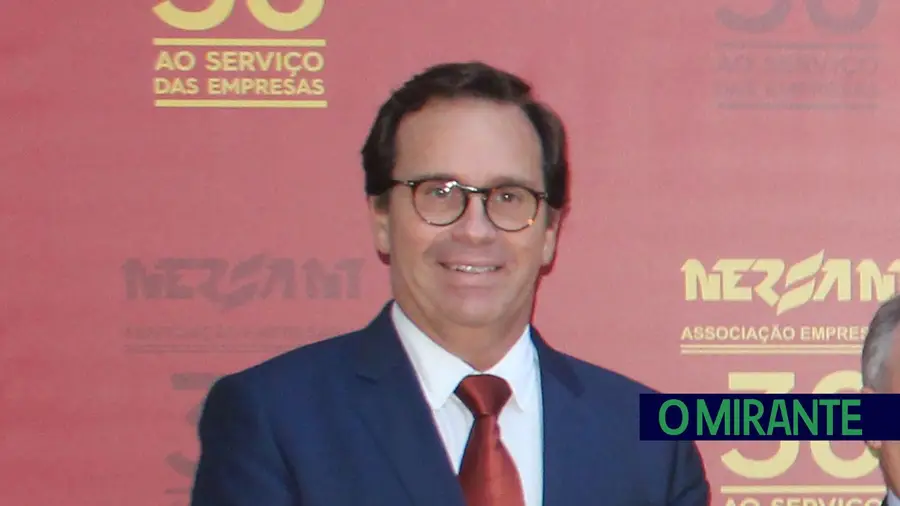 Um grosseiro na presidência da Nersant Um grosseiro na presidência da Nersant