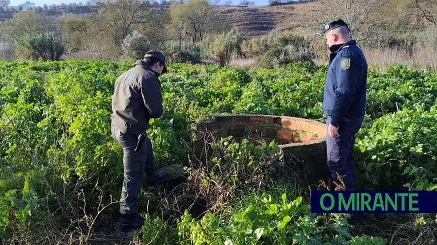 GNR detecta trinta infracções em poços e fossas GNR detecta trinta infracções em poços e fossas